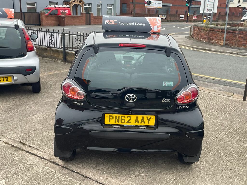 Toyota Aygo 1.0L Vvt-i Ice Hatchback Euro 5 PN62AAY Black #3