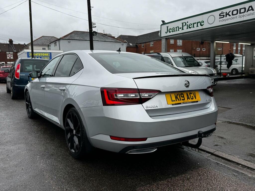 Skoda Superb Hatchback 1.5 Tsi Act Sportline Dsg Euro 6 Ss 5 LK19AGV Silver #4