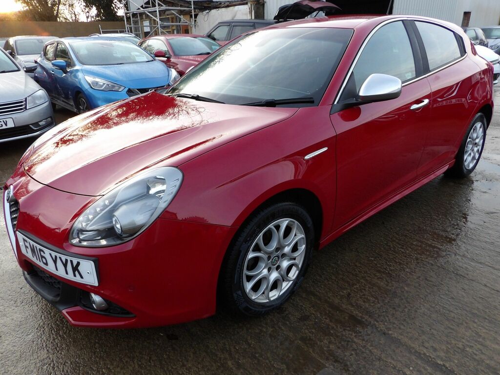 Alfa Romeo Giulietta 1.6 Jtdm-2 Tecnica Hatchback Eur Red #3