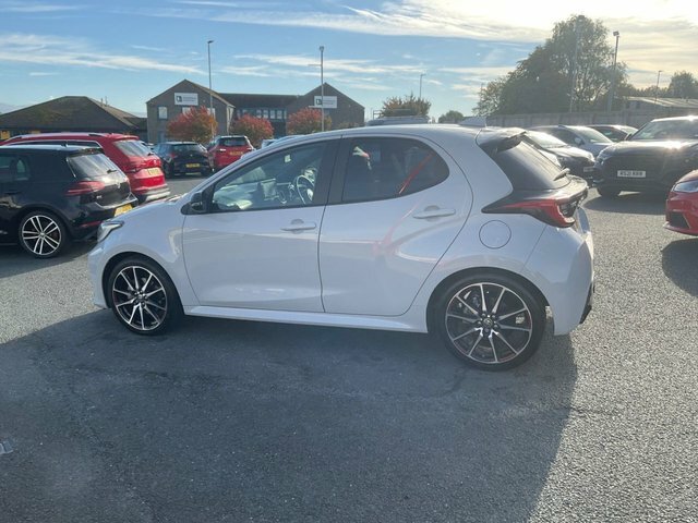 Toyota Yaris 1.5 Vvt-h Gr Sport Hatchback Hybrid E-c KY73VZR Grey #6