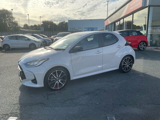 Toyota Yaris 1.5 Vvt-h Gr Sport Hatchback Hybrid E-c KY73VZR Grey #5