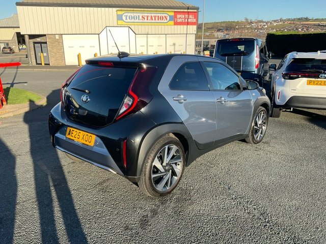 Toyota Aygo X 1.0 Vvt-i Exclusive Hatchback Eu AE25XOO Grey #3