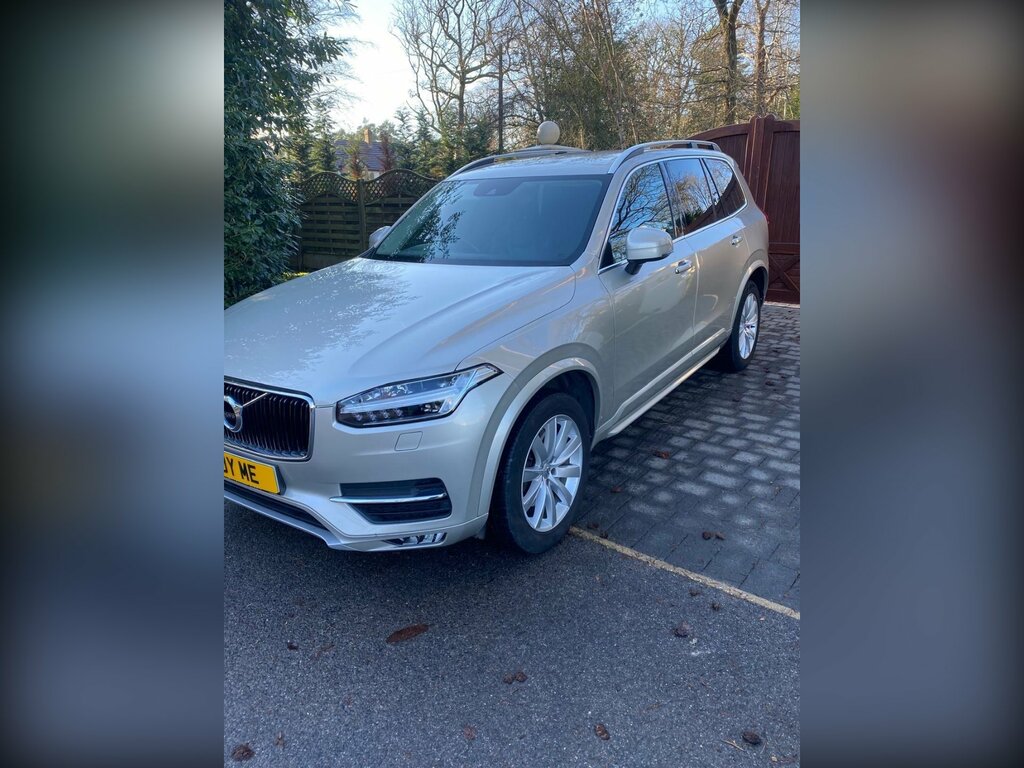 Volvo XC90 2.0 D5 Momentum Geartronic 4Wd Euro 6 Ss Gold