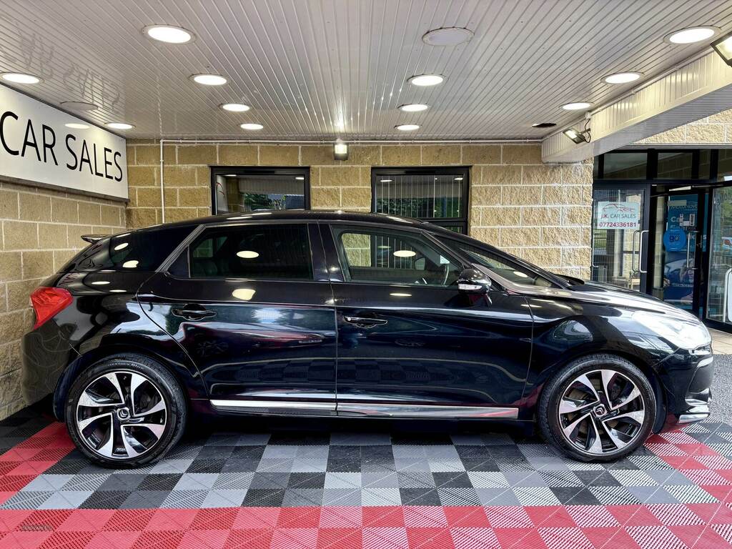 Citroen DS5 2.0 Hdi Dstyle Black #2