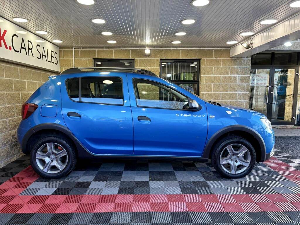 Dacia Sandero Stepway 0.9 Tce Essential OXZ6374 Blue #3