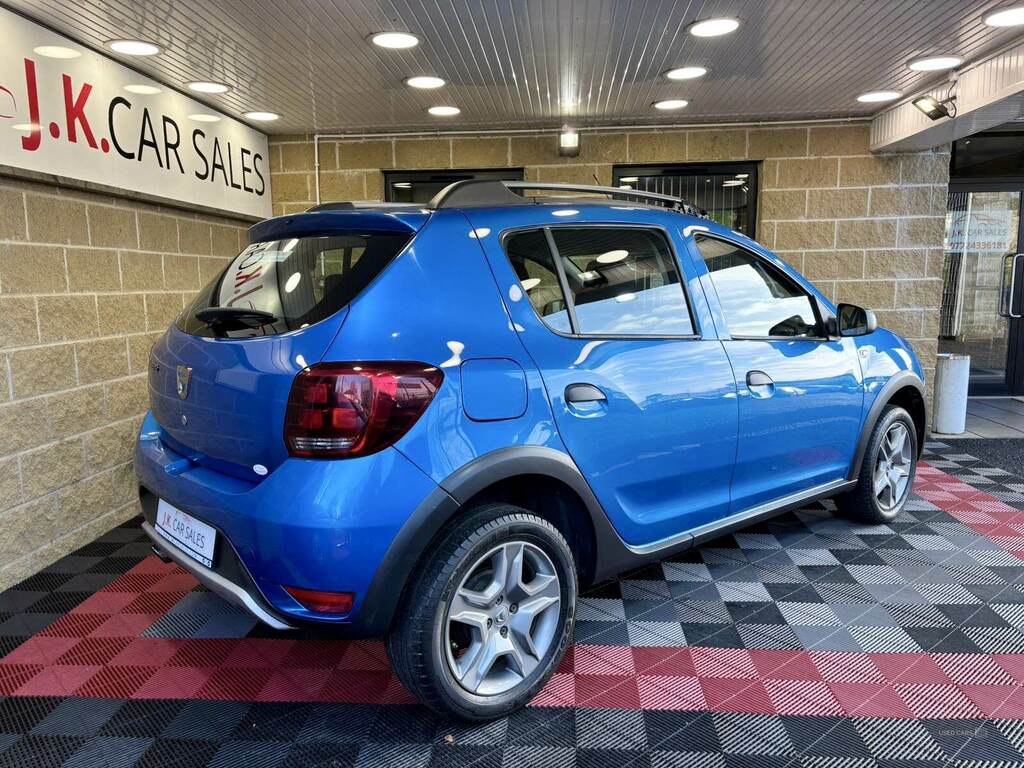 Dacia Sandero Stepway 0.9 Tce Essential OXZ6374 Blue #2
