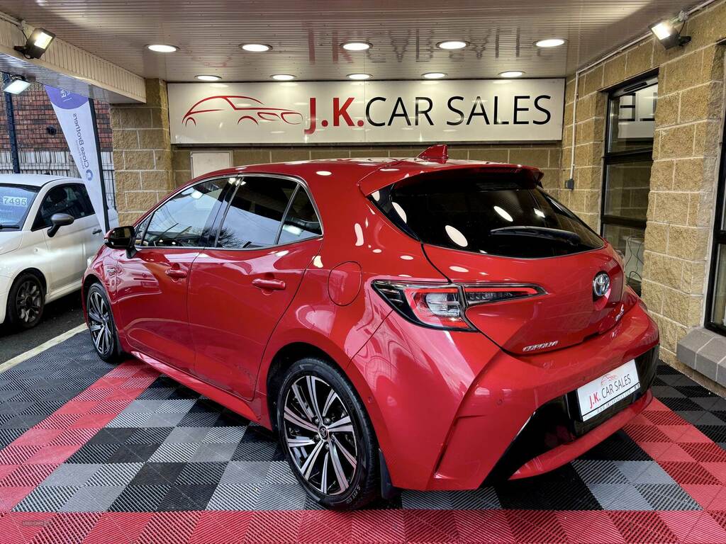 Toyota Corolla 1.8 Vvt-i Hybrid Design Cvt HSZ9692 Red #5