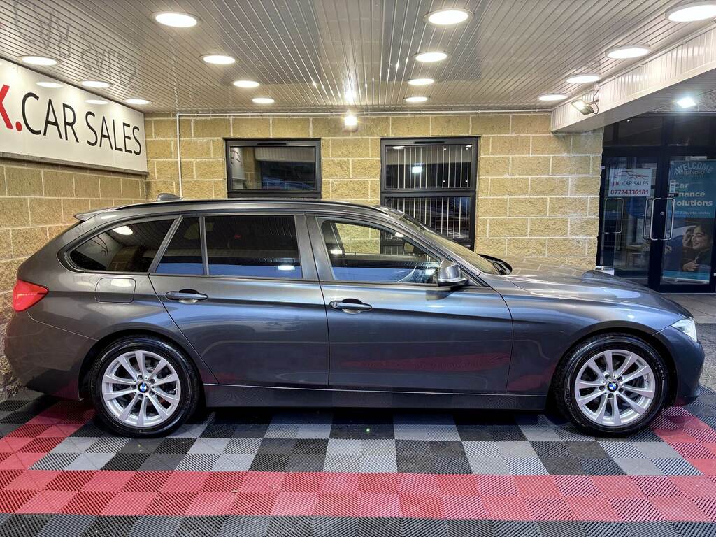 BMW 3 Series 318D Se Step YH68CSL Grey #3