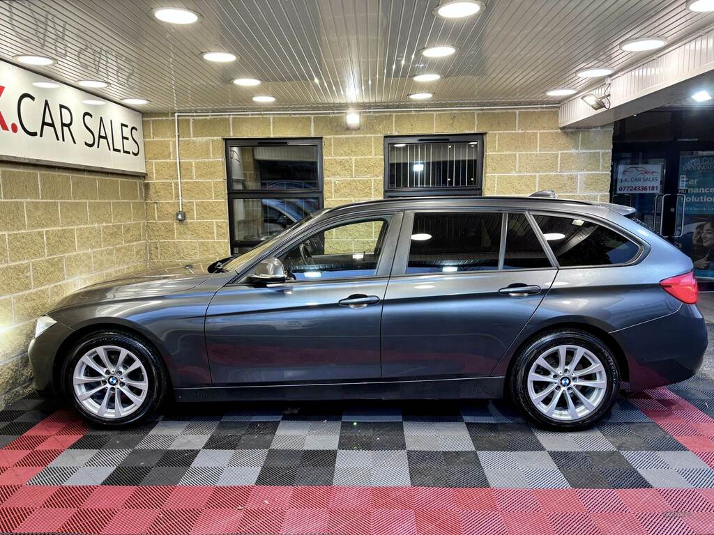 BMW 3 Series 318D Se Step YH68CSL Grey #6