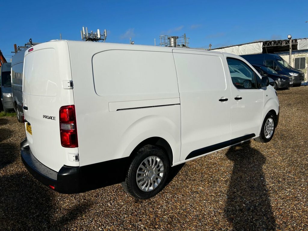 Toyota PROACE 2L Icon 6Dr White #2