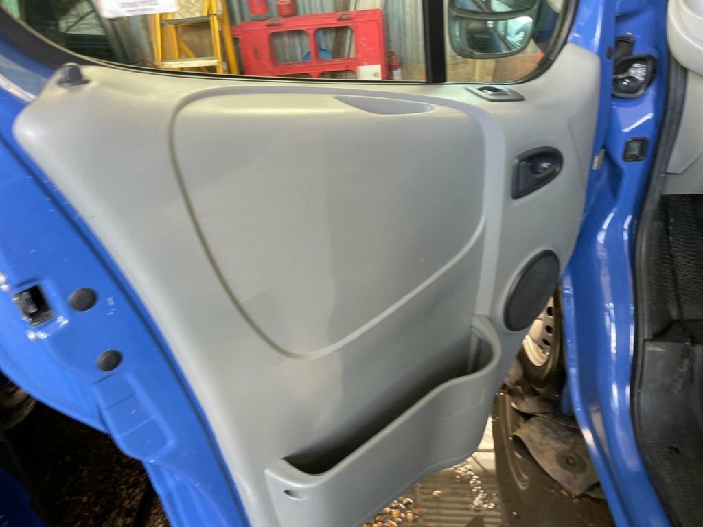 Renault Trafic 1.9 Td Dci Ll29 Silver #13