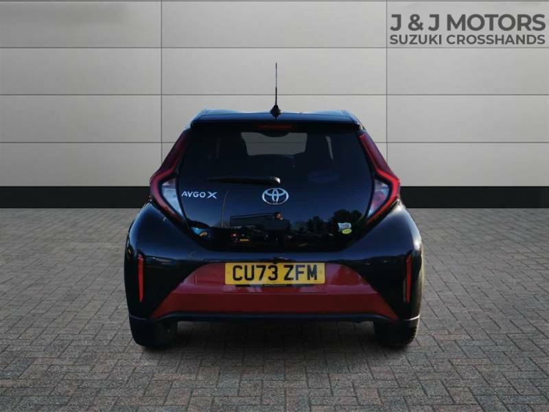 Toyota Aygo X 1.0 Vvt-i Edge - 2023 73 CU73ZFM Red #5