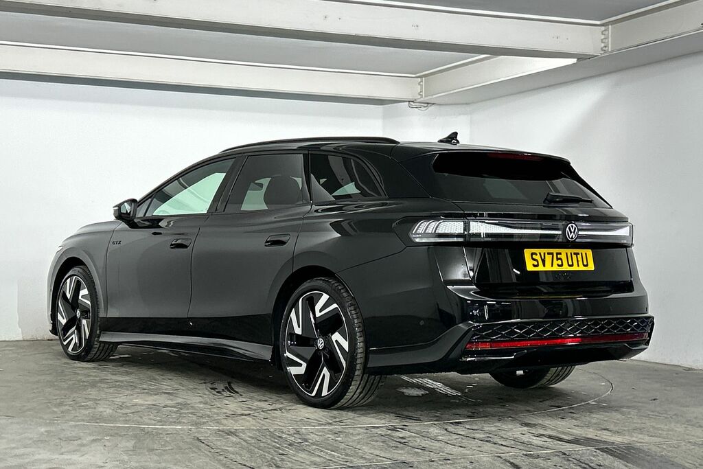 Volkswagen ID.7 250Kw 4Motion Gtx Plus 86Kwh SV75UTU Black #3