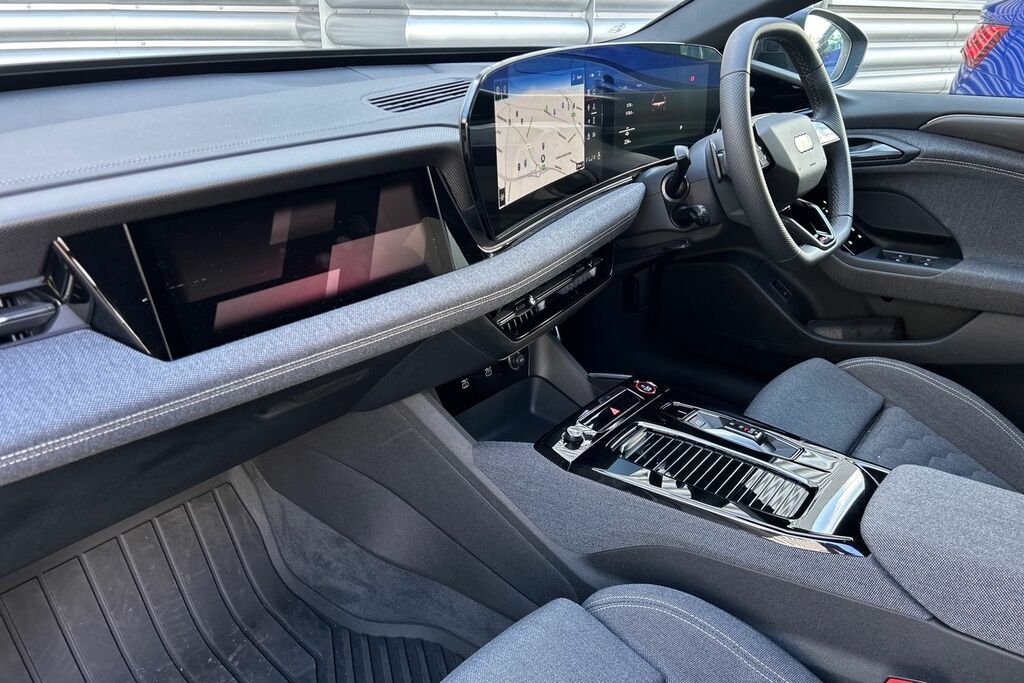 Audi A6 E-tron Avant Avant Edition 1 E-tron Quattro 315,00 Kw ST25UPW Grey #2