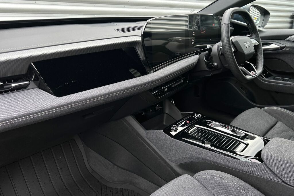 Audi A6 E-tron Avant Avant S Line E-tron Quattro 315,00 Kw ST25UTA Blue #2