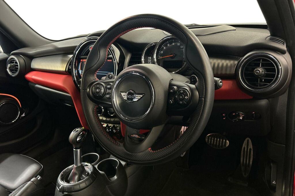 Mini Hatch 5-Door Cooper S Red #6