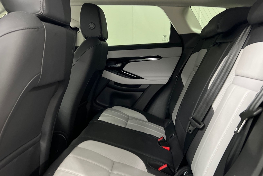 Land Rover Range Rover Evoque D200 Dynamic Se Black #4