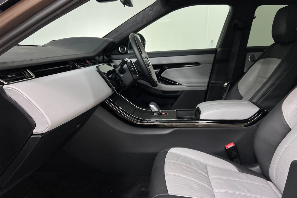 Land Rover Range Rover Evoque D200 Autobiography KW24OLU Brown #3