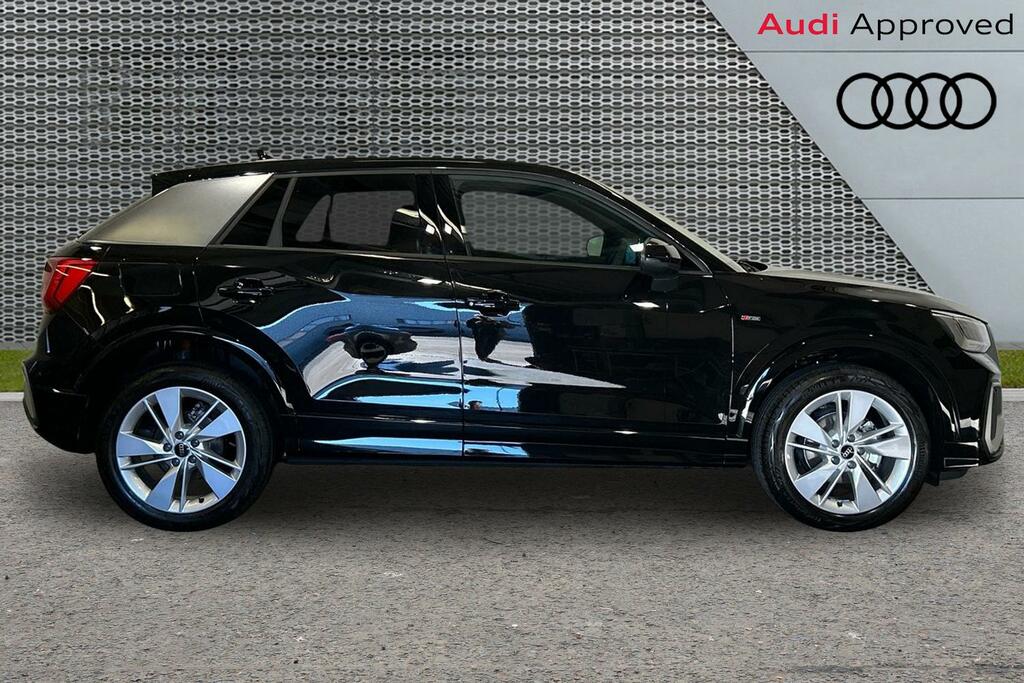 Audi Q2 S Line 30 Tfsi 116 Ps 6-Speed SV75TOJ Black #4