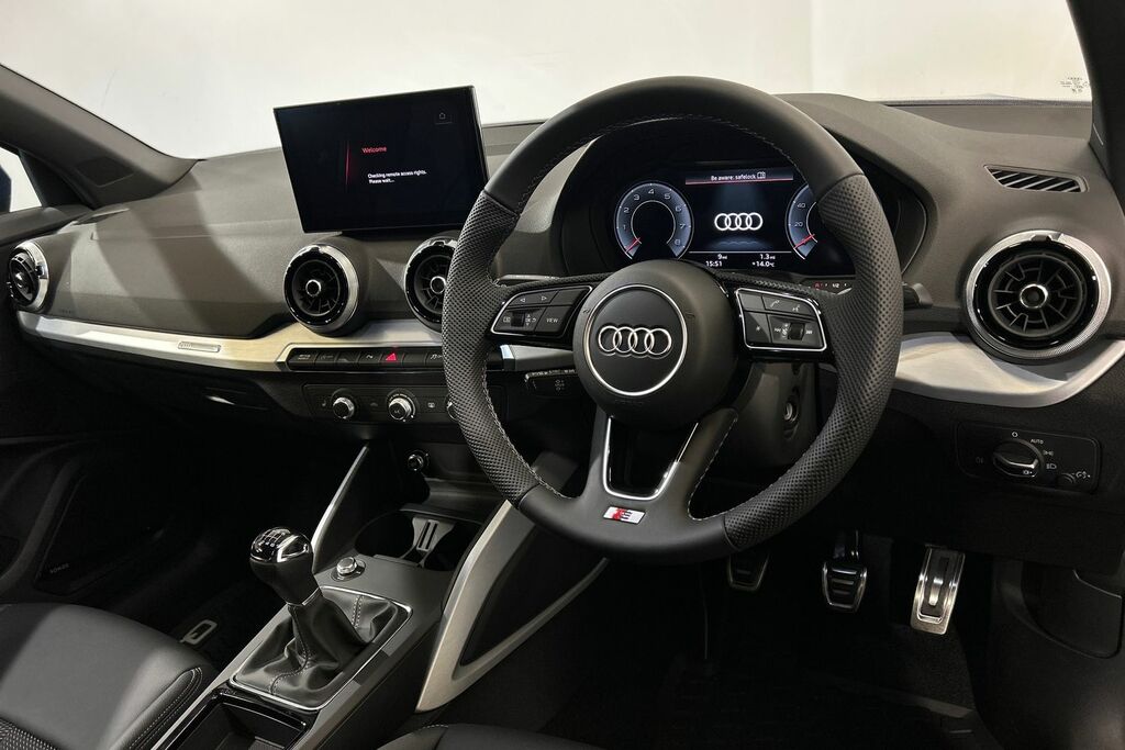 Audi Q2 S Line 30 Tfsi 116 Ps 6-Speed SV75XBP Blue #6