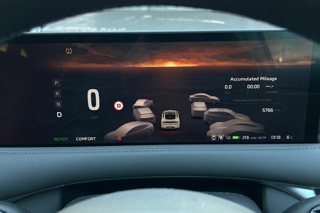 MG IM6 100Kwh Launch Edition Suv 4Wd 7 SP75VZV White #6