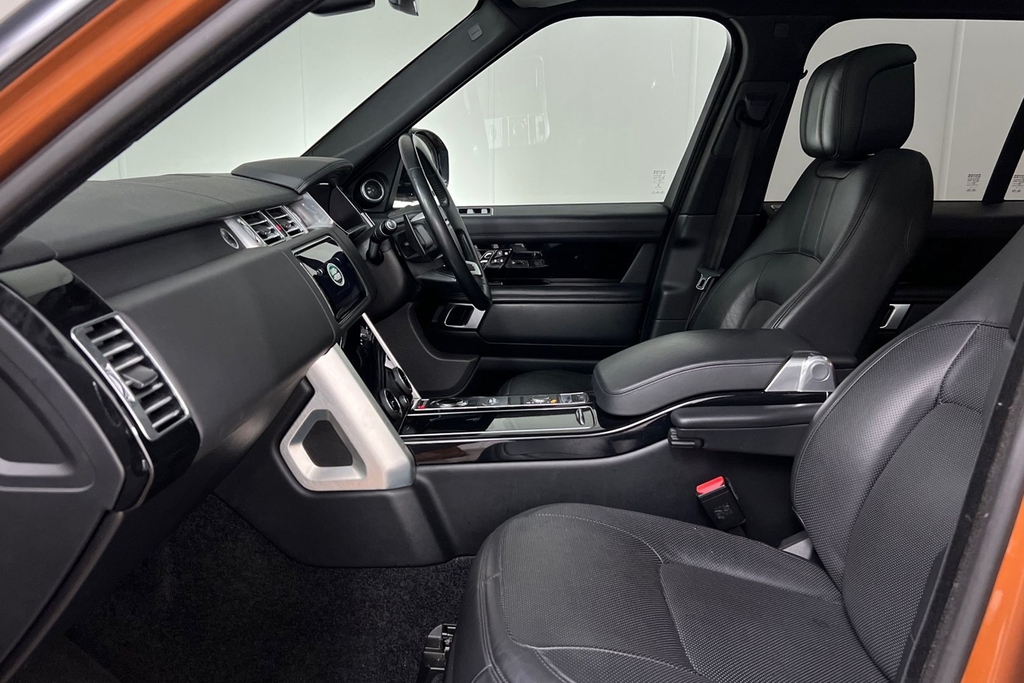 Land Rover Range Rover Sdv6 Vogue SN19LAH Orange #3