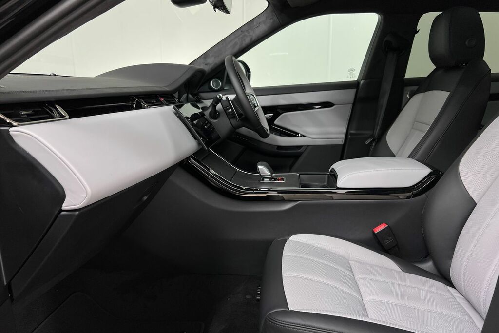 Land Rover Range Rover Evoque D200 Autobiography SM75TVA Black #3