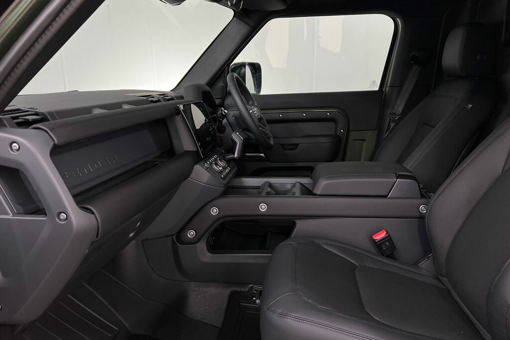 Land Rover Defender D250 Hard Top X-dynamic Se SM75ZCK Green #3