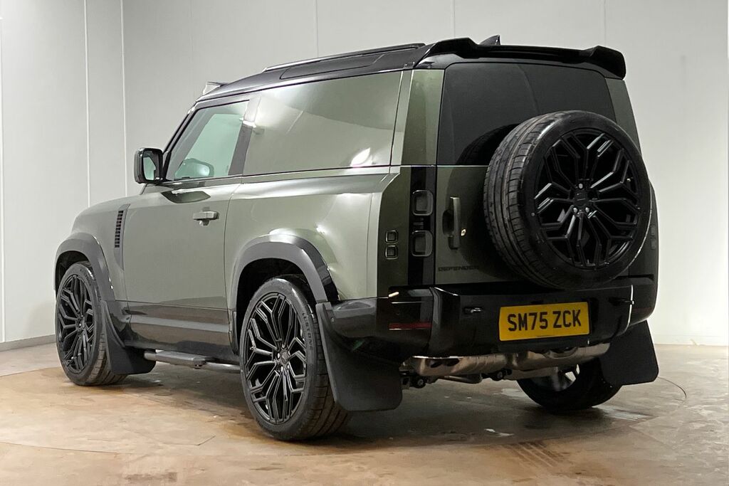 Land Rover Defender D250 Hard Top X-dynamic Se SM75ZCK Green #2