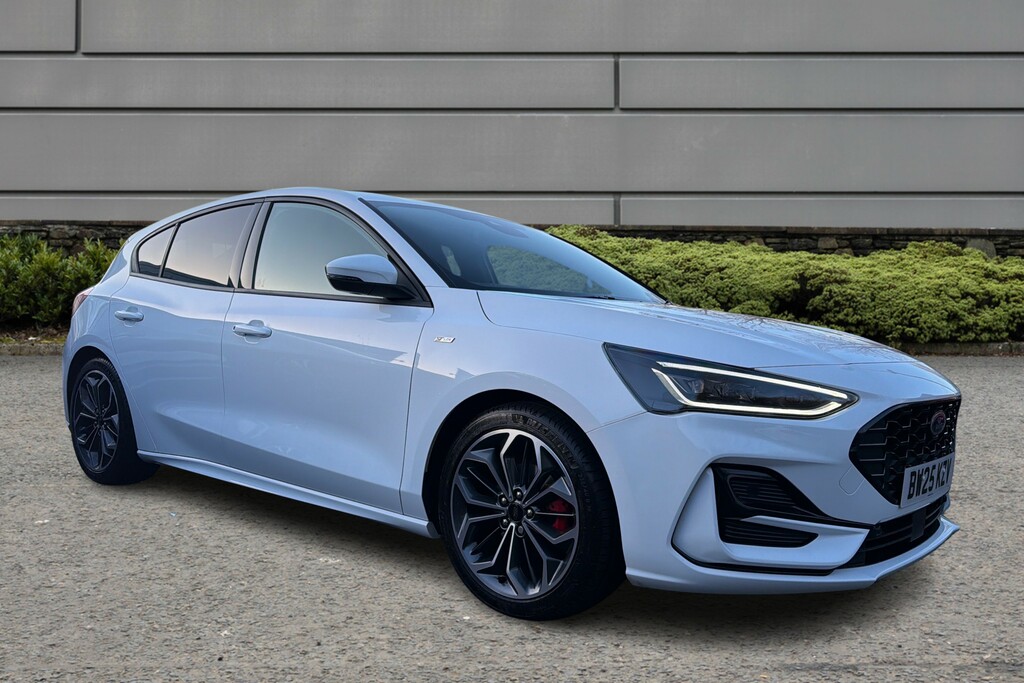 Ford Focus St-line X White