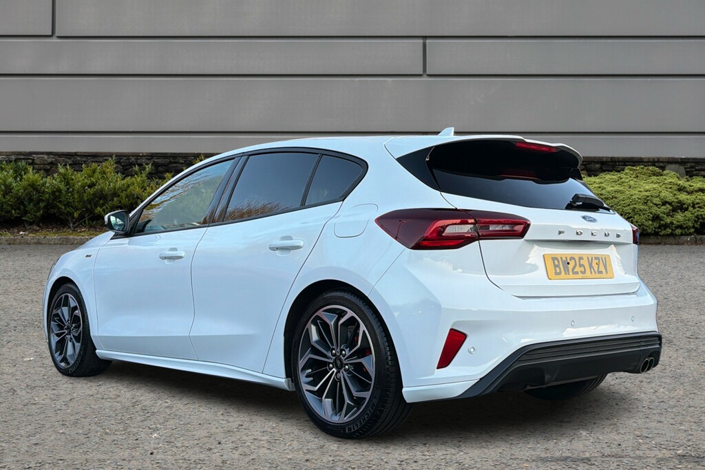 Ford Focus St-line X BW25KZV White #3