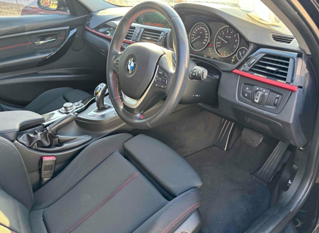 BMW 3 Series 2L Sport Black #2