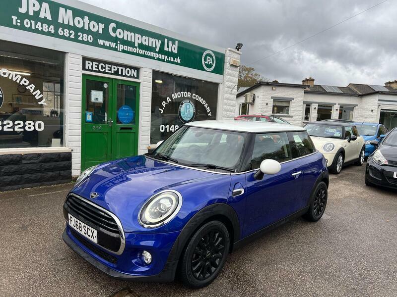 Mini Hatch 1.5-cooper-hatchback-3dr-petrol-manual-euro-6-ss Blue