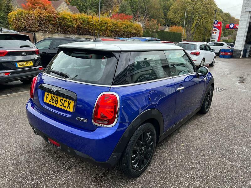 Mini Hatch 1.5-cooper-hatchback-3dr-petrol-manual-euro-6-ss FJ68SCX Blue #5