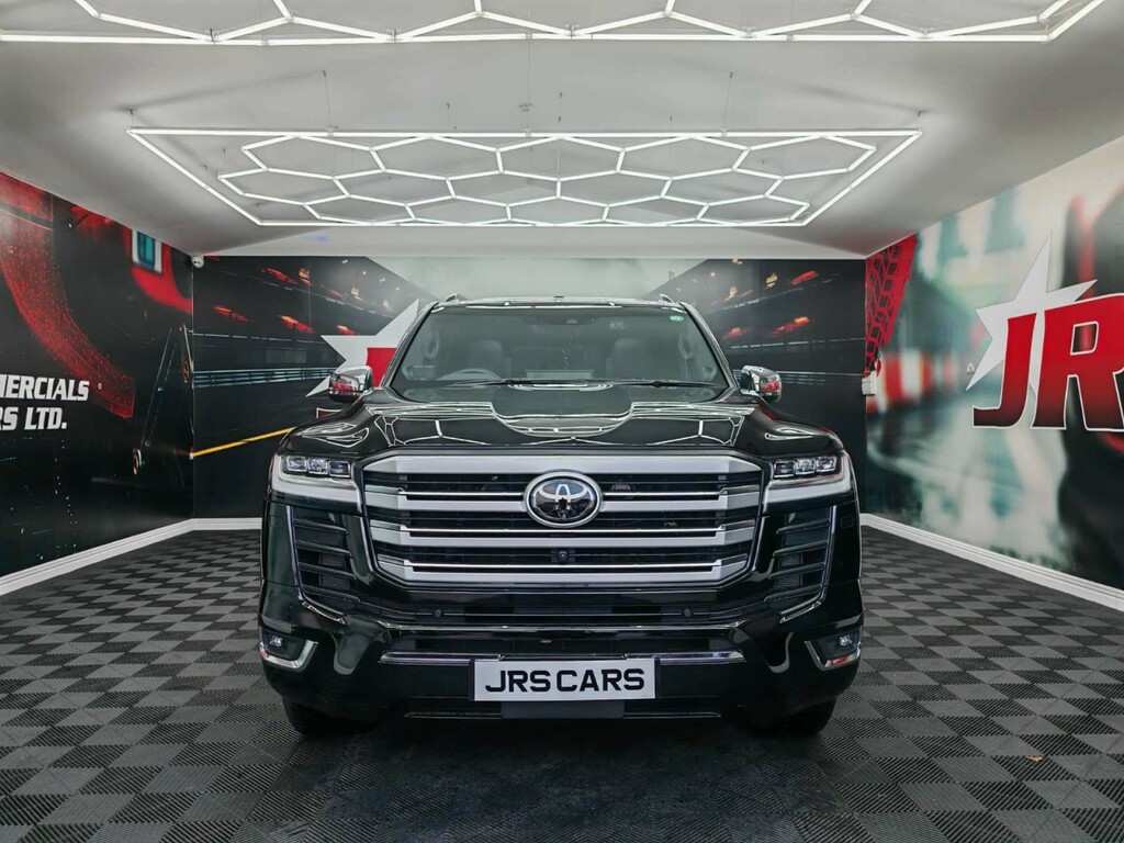 Toyota Land Cruiser Zx  #2