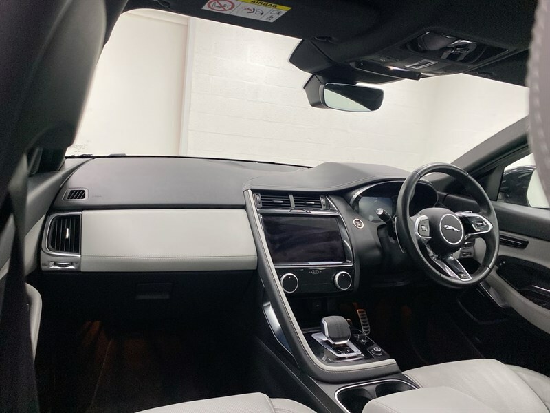 Jaguar E-Pace 2.0 D200 R-dynamic Se DS23UCP Grey #2