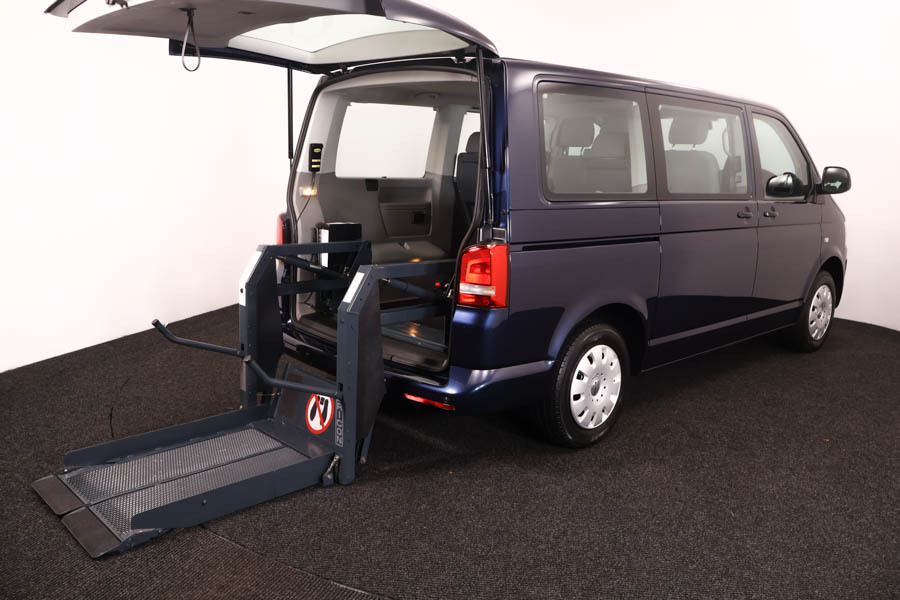 Volkswagen Transporter Shuttle Shuttle 2.0 Tdi 140 Se Dsg Blue #3