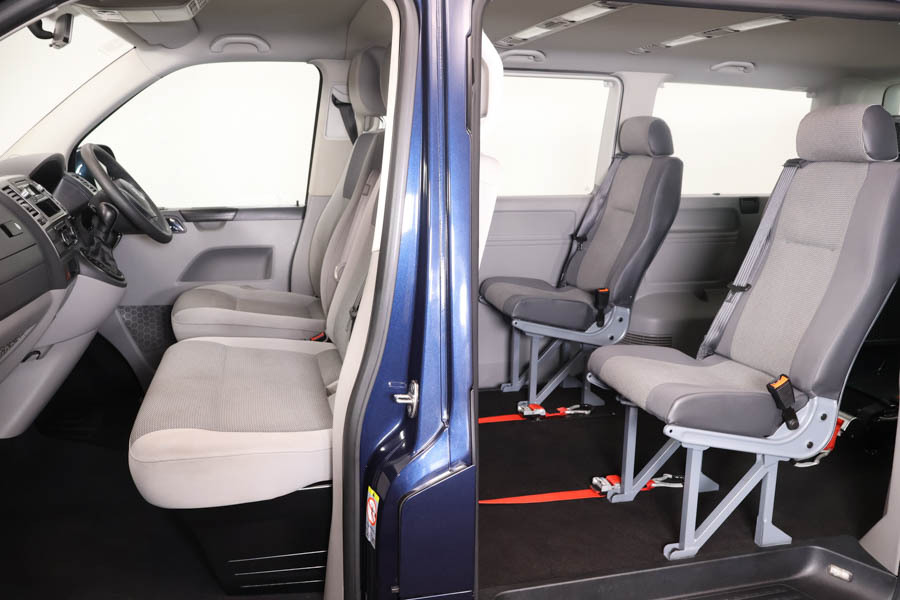 Volkswagen Transporter Shuttle Shuttle 2.0 Tdi 140 Se Dsg Blue #5