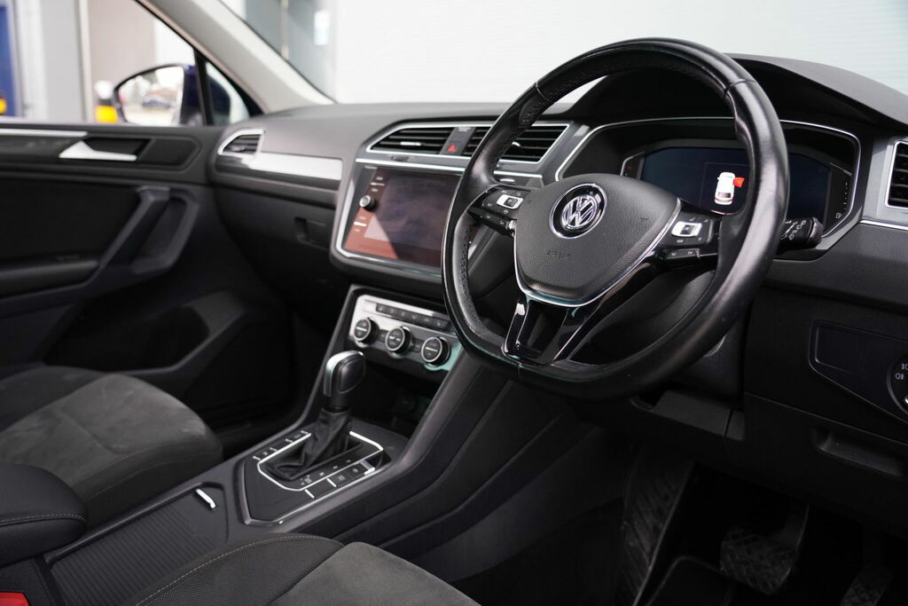 Volkswagen Tiguan 1.5 Tsi Evo Sel Dsg Euro 6 Ss EK69JFF  #2