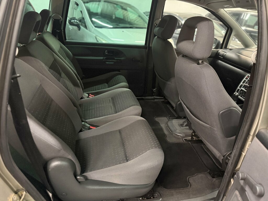 Ford Galaxy 1.9 Tdi LX Silver #8