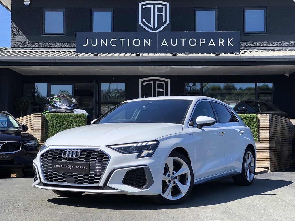 Audi A3 Tfsi S Line RO22EZB White #2