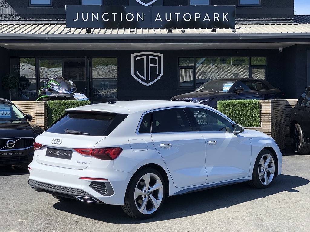 Audi A3 Tfsi S Line RO22EZB White #6