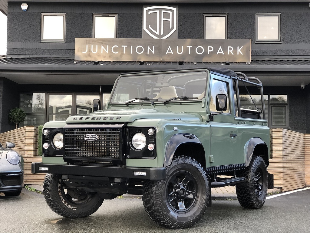 Land Rover Defender 90 Tdci OE08WEA Green #2