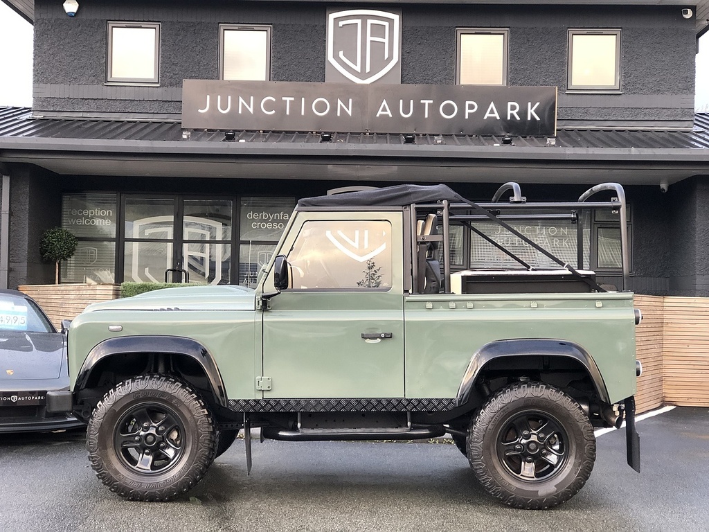 Land Rover Defender 90 Tdci OE08WEA Green #4
