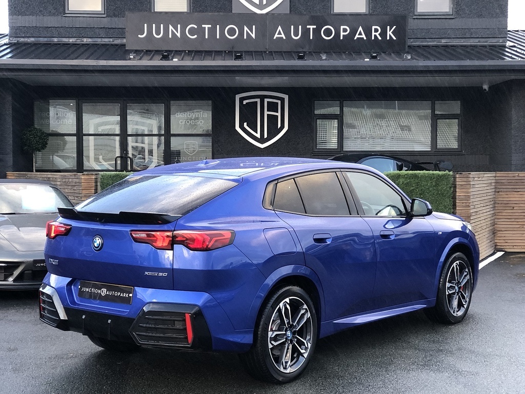 BMW iX2 30 M Sport CX24JVA Blue #6