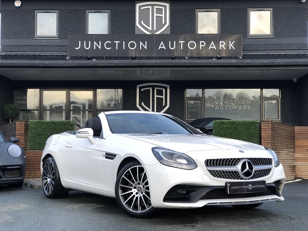 Mercedes-Benz SLC Slc300 Amg Line White