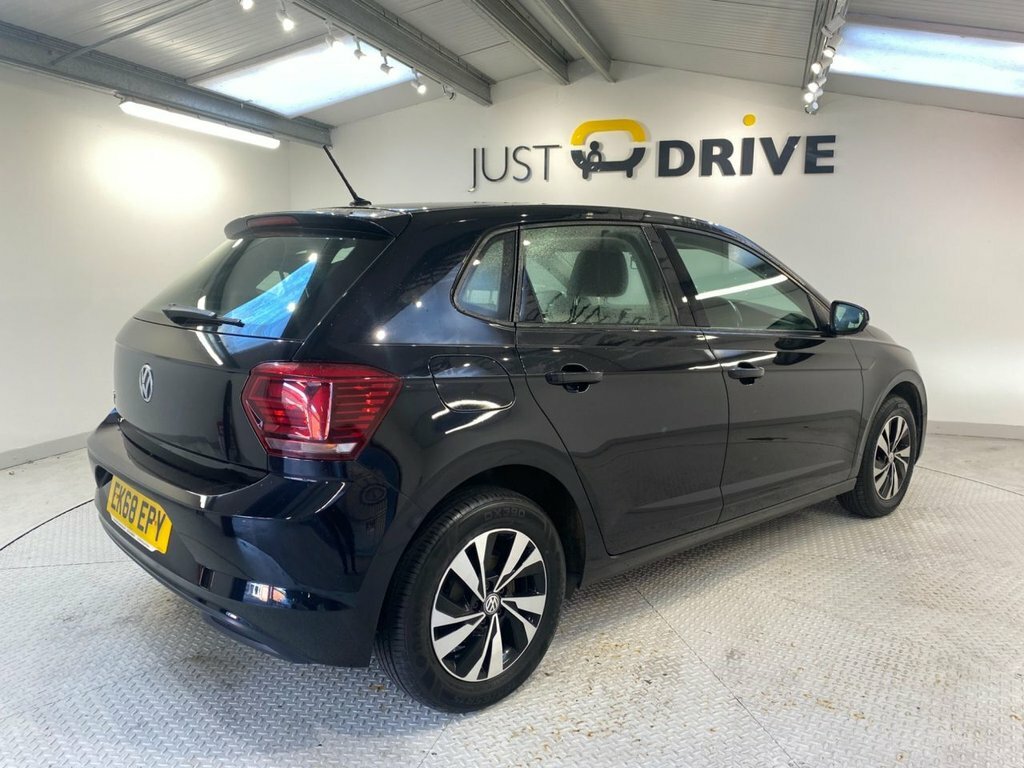 Volkswagen Polo 1L Se EK68EPY Black #5