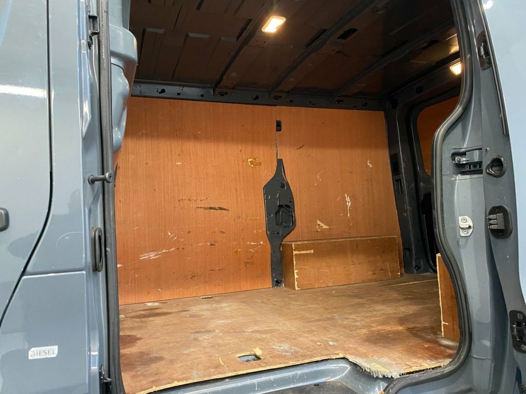 Renault Trafic 2L Business NG71LHY Grey #5