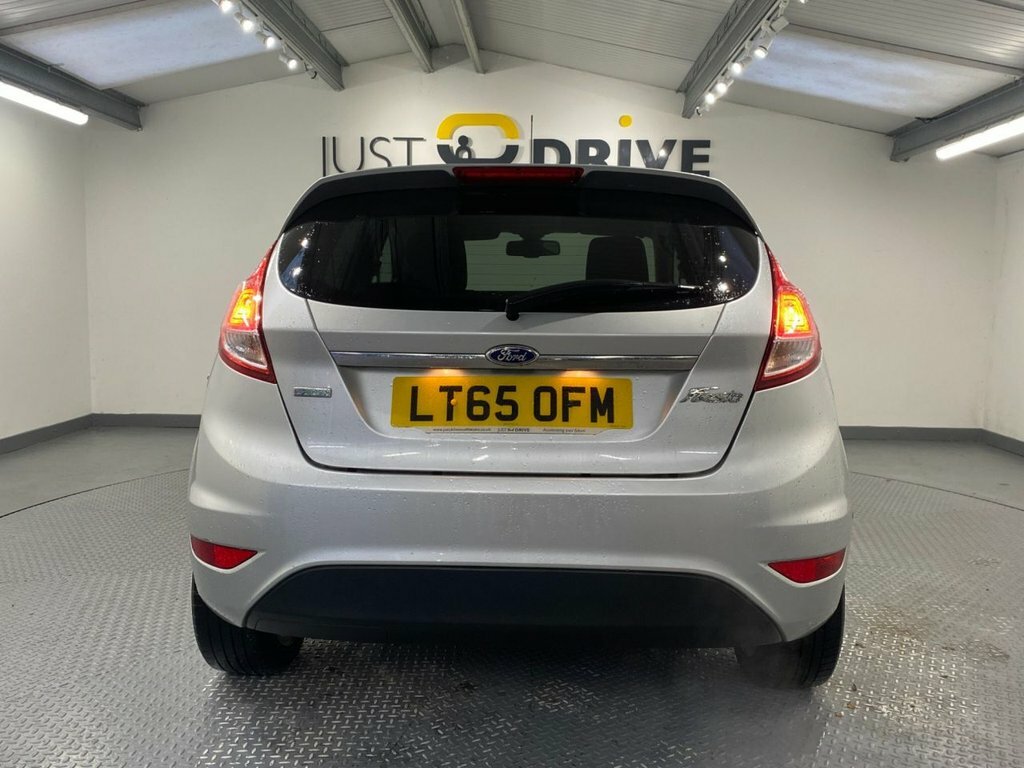 Ford Fiesta 1L Titanium LT65OFM Silver #5