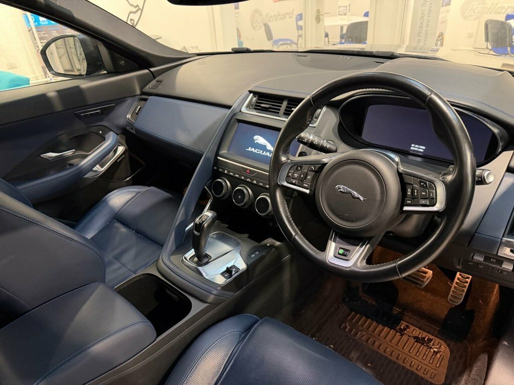 Jaguar E-Pace 2L R-dynamic Hse HJ69JNK Grey #3